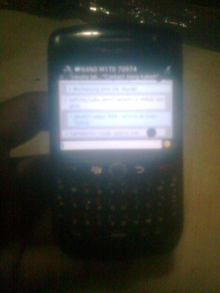 blackberry javelin 8900, bb badak 8700g ,nokia flip 6101 jogja/yogyakarta