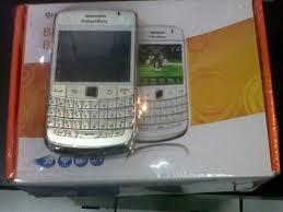 Blackberry Onyx1 Putih Malang