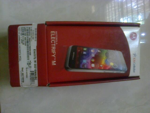 Motorola Electrify M XT-901 + Bonus Kartu Perdana Cantik