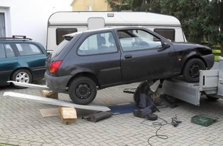 10 Foto Seram Yang Diambil Penuh Risiko