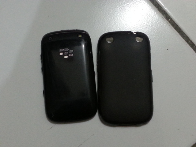 BLACKBERRY CURVE 9320 (AMSTRONG) fullset & good condition