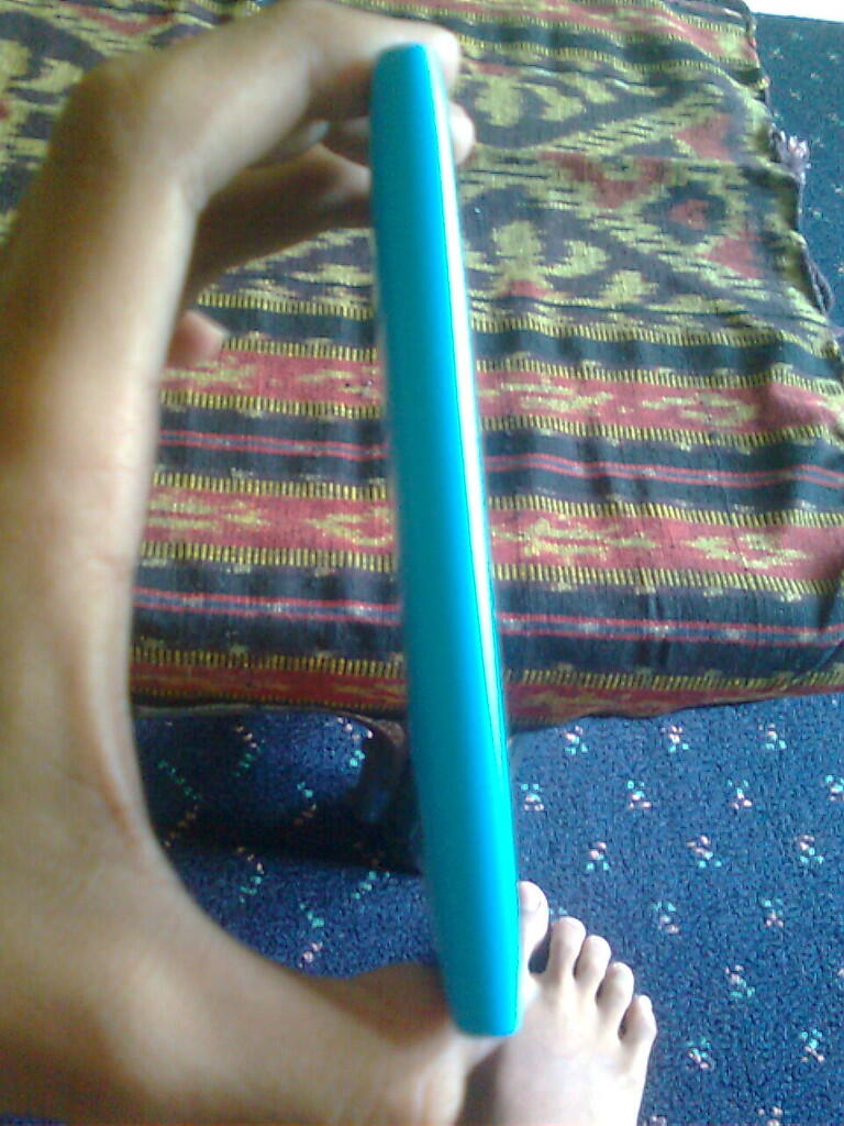 Lumia 800 Cyan Fullset -- Malang..... Rp 2.200.000
