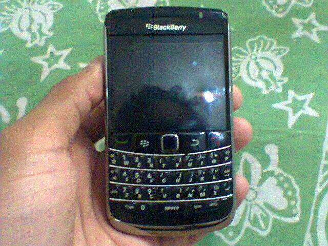 JUAL BLACBERRY 9700 ONYX 1 TAM MULUS