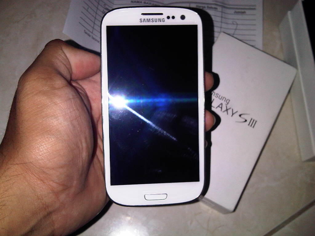 WTS samsung galaxy S3 aka i9300 baru 2 bulan pakai