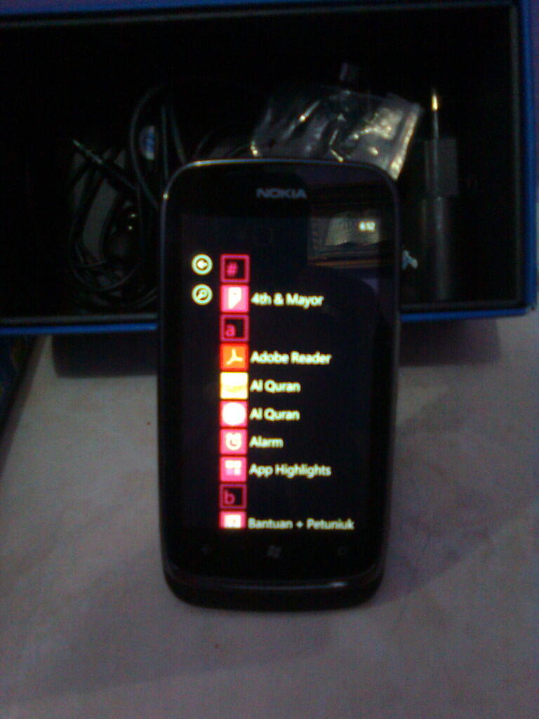 HP Lumia 610