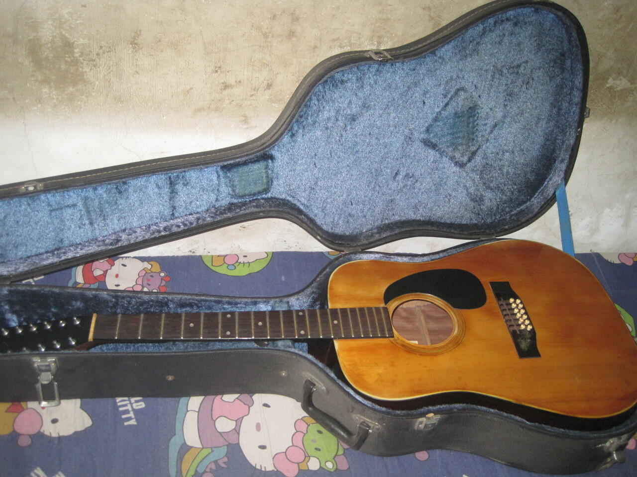 Terjual japanese pro martin acoustic guitar d200 12 strings taon 70 ...