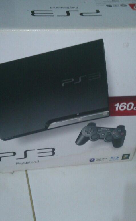 ps3 slim 500gb komplit..