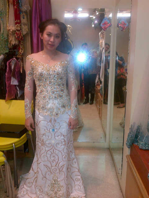 Terjual JUAL CEPAT KEBAYA PENGANTIN MODERN KASKUS