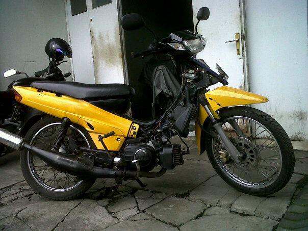 Jual Yamaha fizr 1997 bumble fiz-r