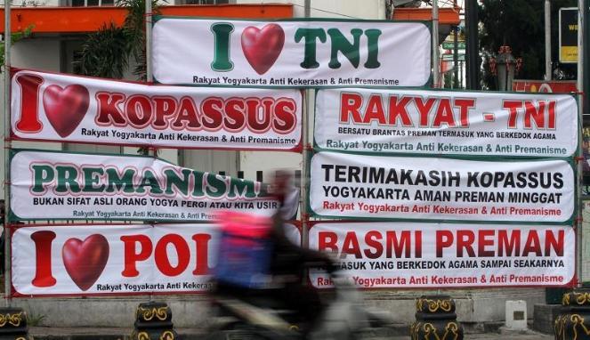 &#91;HOT&#93; Mulai rame Spanduk DUKUNGAN untuk KOPASSUS