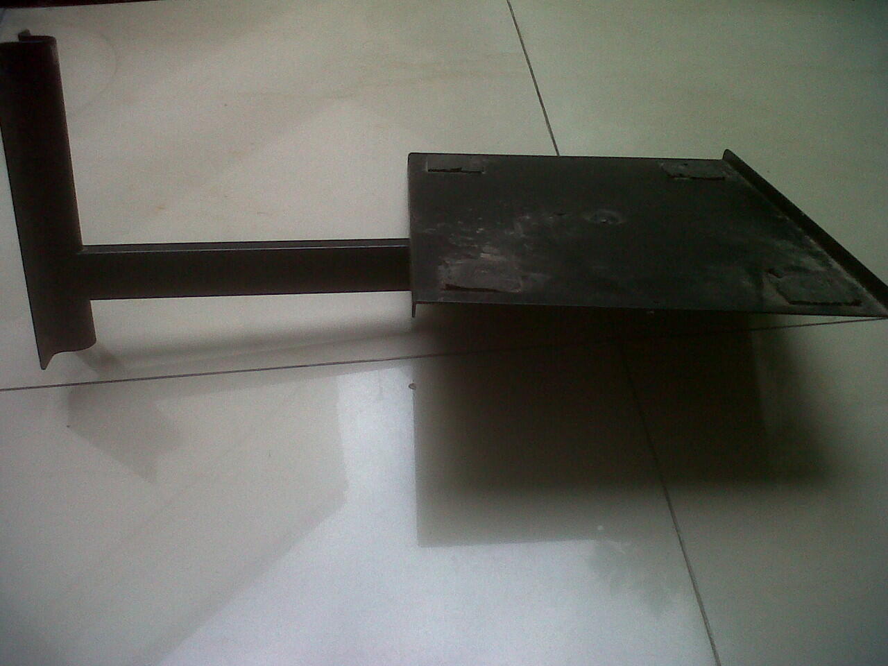Wall mounted Bracket TV tabung