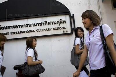 Universitas Khusus Banci Di Thailand