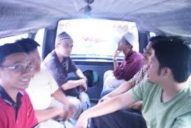 ANGKOT !! PROBLEMA klassik , PENGALAMAN agan selama berangkot ria seperti apa gan