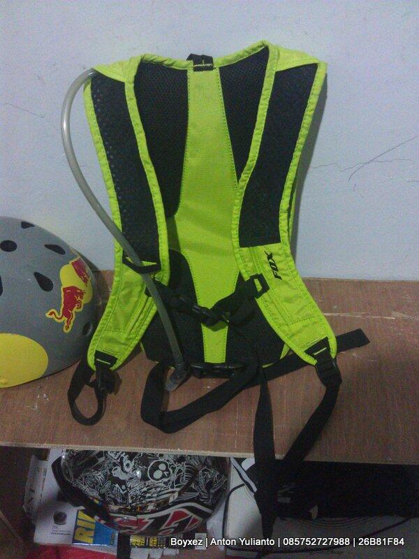Hydration Pack incl blader Hydrapak 