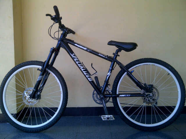Terjual SEPEDA GUNUNG Specialized 