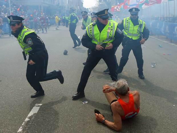 &#91;updated&#93; Foto-Foto Tragedi Bom Panci di Boston Marathon (SEREEEM GAN..)