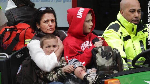 &#91;updated&#93; Foto-Foto Tragedi Bom Panci di Boston Marathon (SEREEEM GAN..)