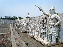 sejarah dan pembangunan monumen nasional