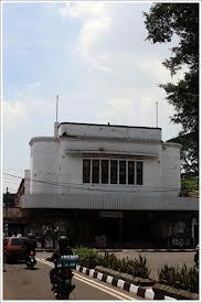 Gedung Bioskop Tua di Bandung