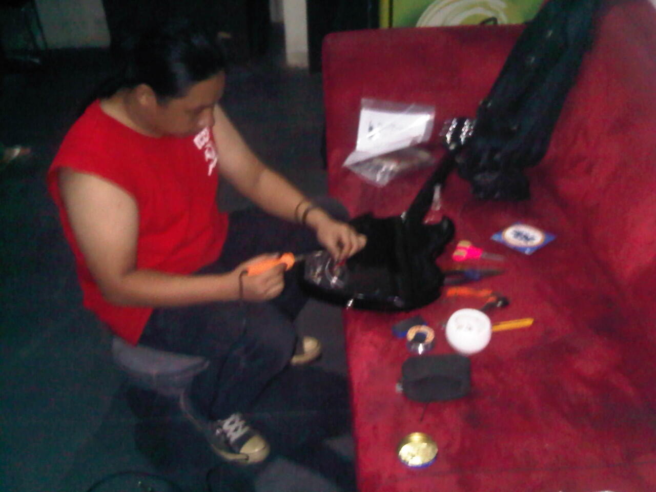 Terima Jasa : Service & Tune Up - Alat Musik ,, Guitar ,, Bass ,, Instrument DLL