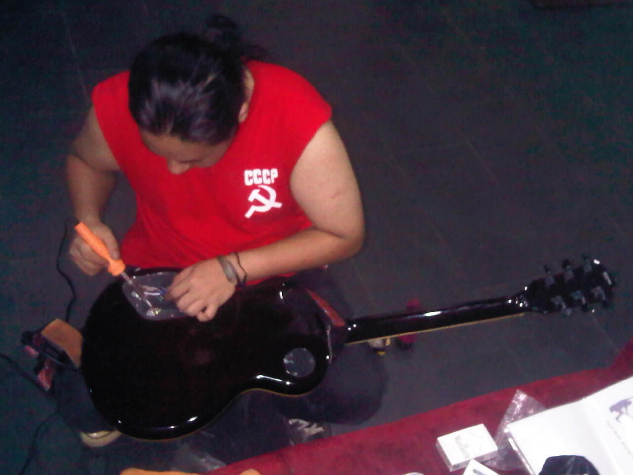 Terima Jasa : Service & Tune Up - Alat Musik ,, Guitar ,, Bass ,, Instrument DLL