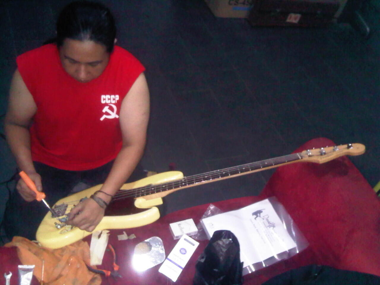 Terima Jasa : Service & Tune Up - Alat Musik ,, Guitar ,, Bass ,, Instrument DLL