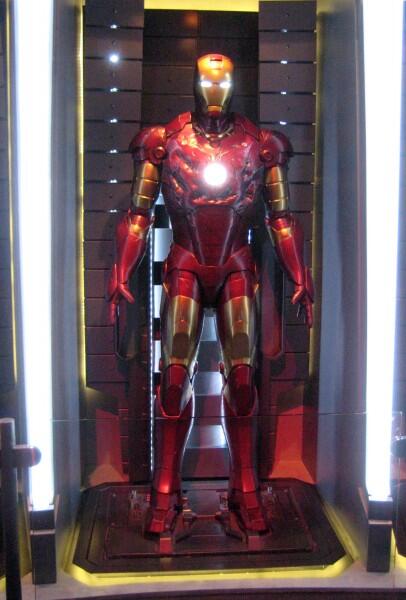 Lihat boleh, Pegang jangan, 25 Replika Armor Iron Man..&#91;PIC++&#93;