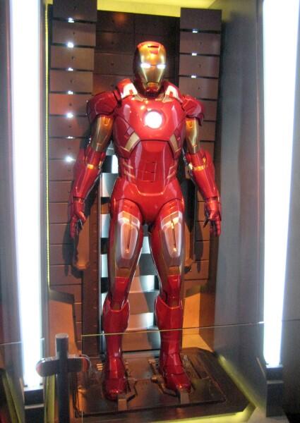 Lihat boleh, Pegang jangan, 25 Replika Armor Iron Man..&#91;PIC++&#93;