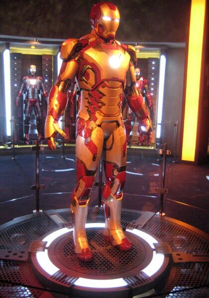 Lihat boleh, Pegang jangan, 25 Replika Armor Iron Man..&#91;PIC++&#93;