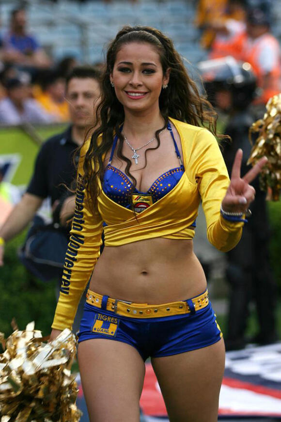 Cheerleader-Cheerleader Seksi Dari Liga Meksiko
