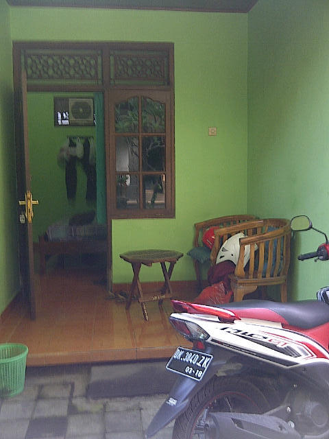 FR Backpackeran ke Bali 7-10 April 2013