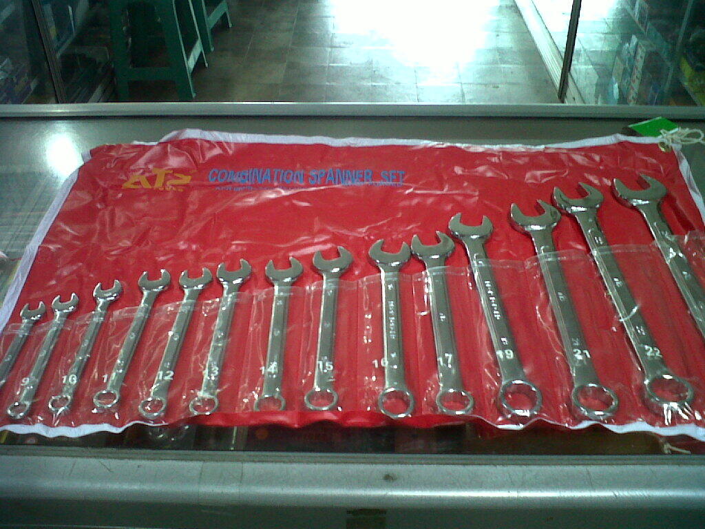 Kunci pas dan ring merk ATS set