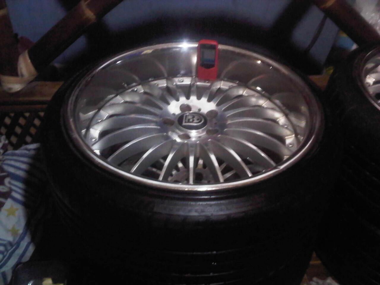 velg rep lexani ring 20 lebar 8.5-10 + ban