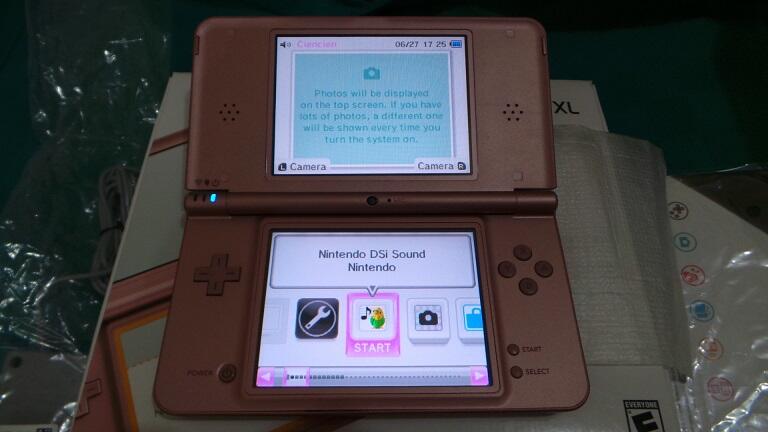 Nintendo DSi XL / NDSi XL Pink Color + Acekard 2i + 8gb Full game (sudah bs bajakan)
