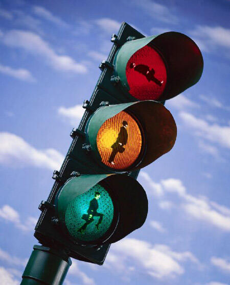 &#91;Foto&#93; Lampu Lalu Lintas Aneh Unik dan Kreatif