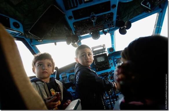 KEREN GAN, PESAWAT BUAT ANAK TK