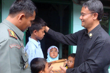 Belajar Hidup dari Tasripin, Bocah yang Biayai 3 Adiknya