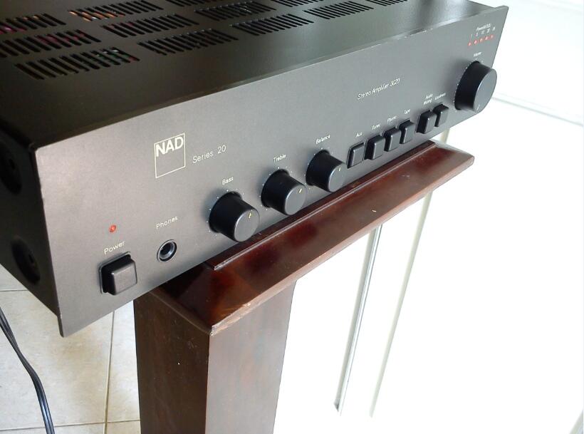 Аудио sk74. Nad 5020. Над 3020 усилитель. Nad 3020 винтажный. Усилитель мощности nad c268.