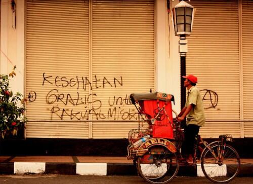 TRANSPORTASI UNIK YANG ADA DI KOTA SOLO 