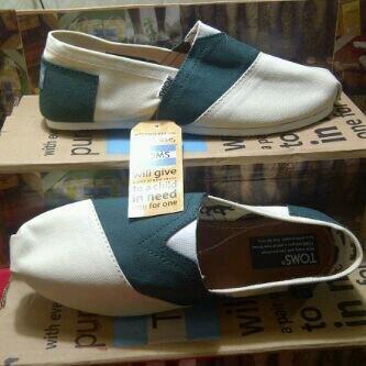 Dicari reseller sepatu