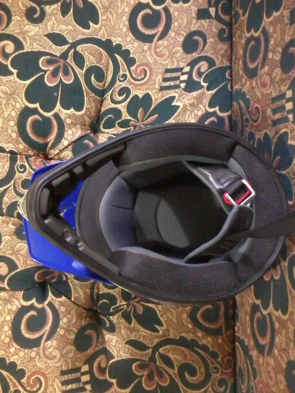 JUAL HELM MOTOCROSS MERK KYT