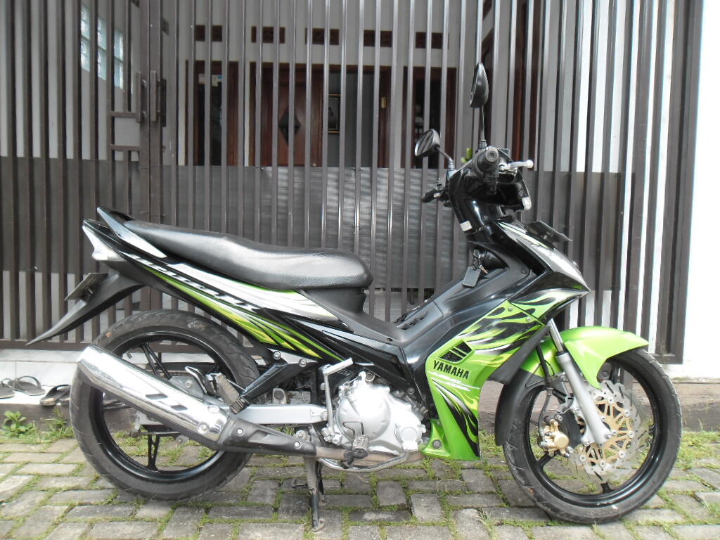 Terjual Yamaha  Jupiter  MX  Kopling Manual Hijau  Hitam 2009 