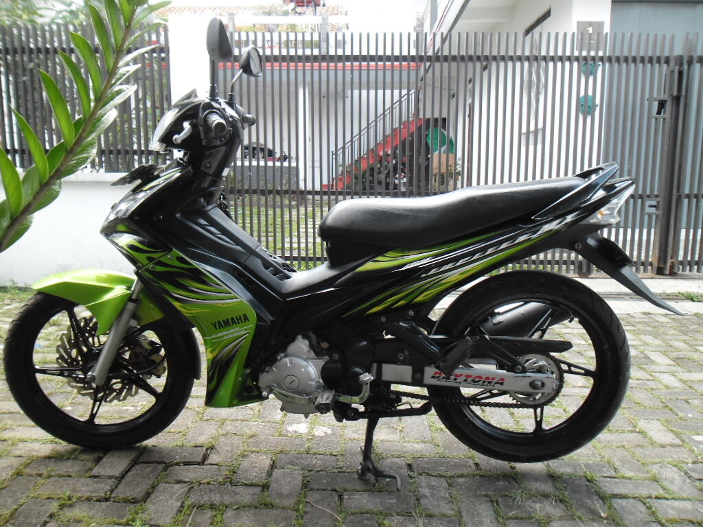 Terjual Yamaha Jupiter MX Kopling Manual Hijau Hitam 2009 