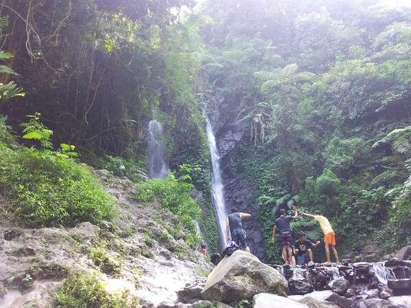 8 AIR TERJUN YANG CANTIK DI BOGOR &#91;YG DOYAN BASAH2AN MASUK..!!&#93;