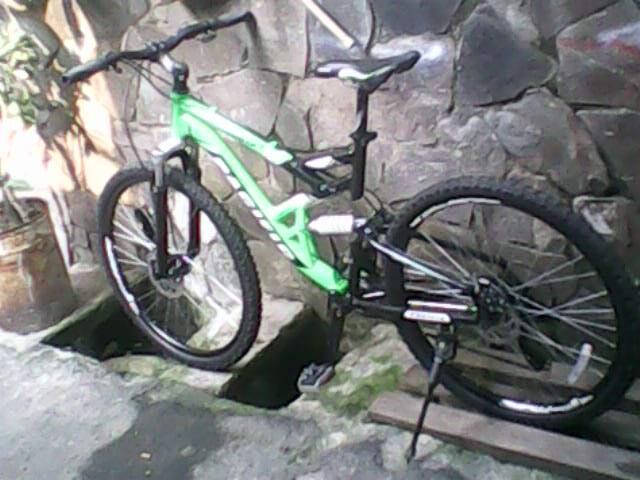 PACIFIC TARAGO CX-7 & UNITED TMS 3080