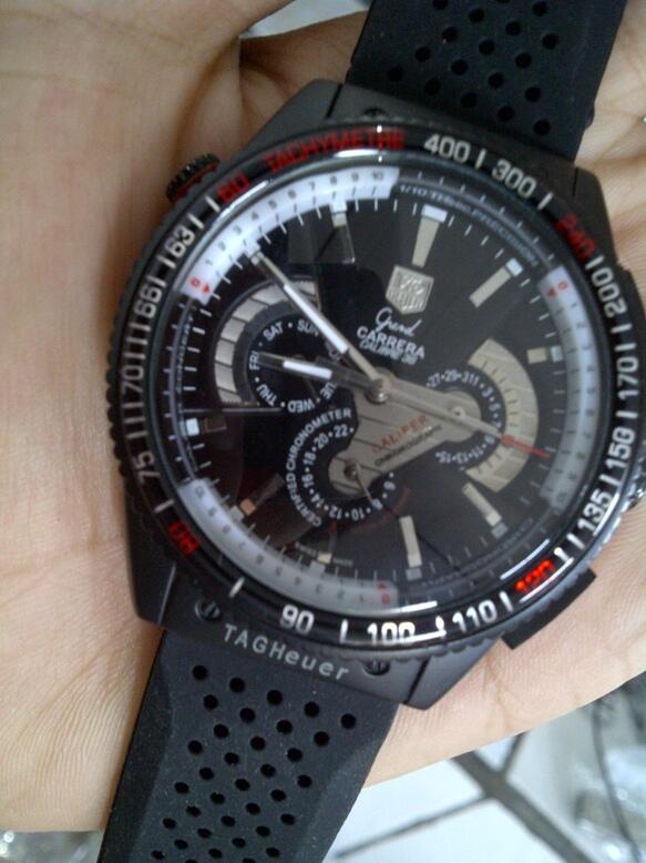 Terjual Jamtangan TAGHEUER KW SUPER 