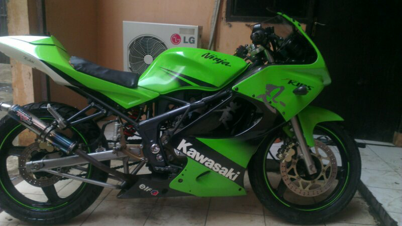 kawasaki ninja 150 rr 2011