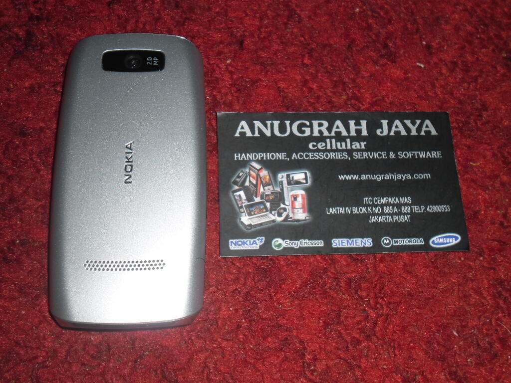 Nokia Asha 305 Second Mulus 95%, Lengkap, Masih Garansi Nokia Resmi s/d Maret 2014