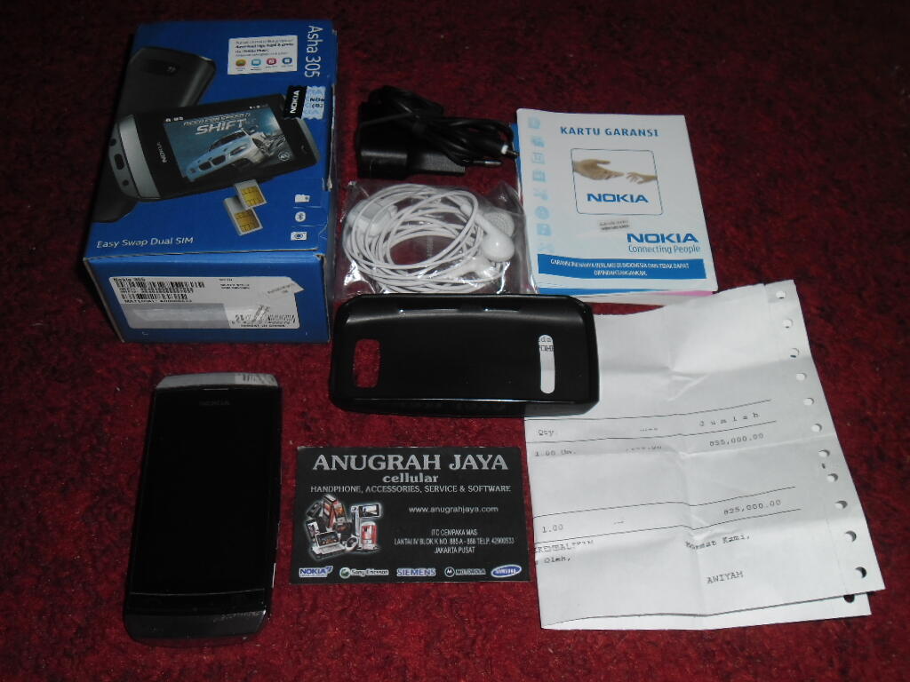 Nokia Asha 305 Second Mulus 95%, Lengkap, Masih Garansi Nokia Resmi s/d Maret 2014