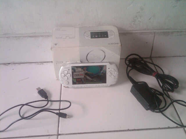 PSP 3006 SLIM PUTIH